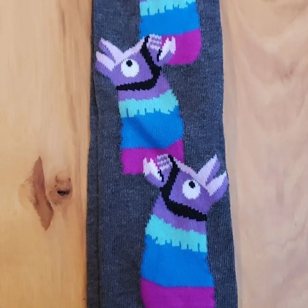 𝅺FORTNITE LOOT LLAMA SOCKS - NEW